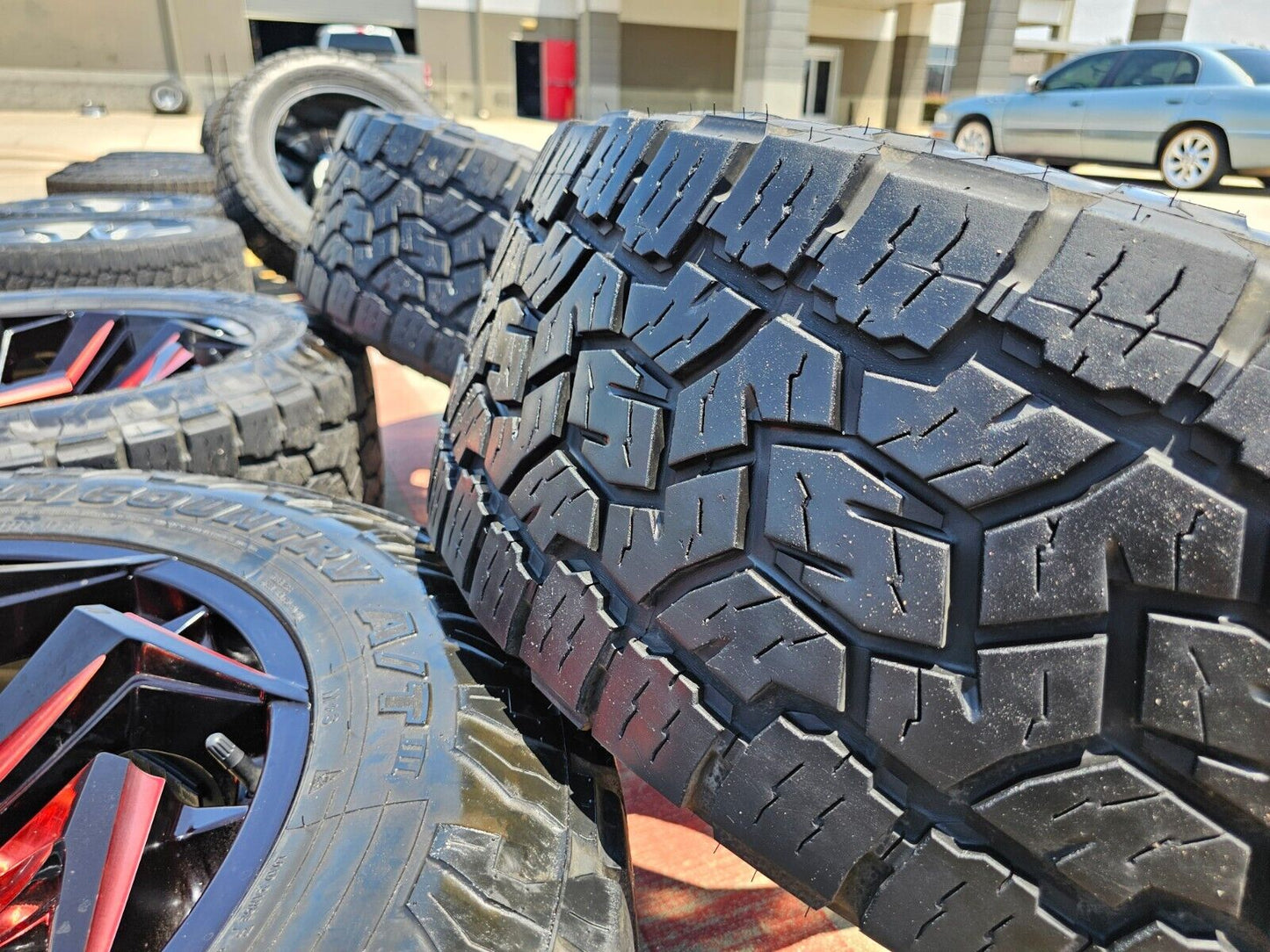 22x10 FUEL D775 Reaction Chevy Dodge Ram 2500 3500 wheels rims 37" 8x165 8x6.5