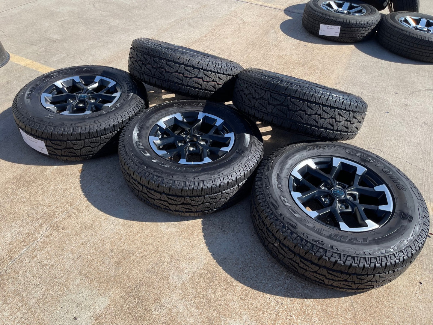 17" Jeep Wrangler Rubicon OEM Black wheels rims 9328 Gladiator 2025 2026 NEW