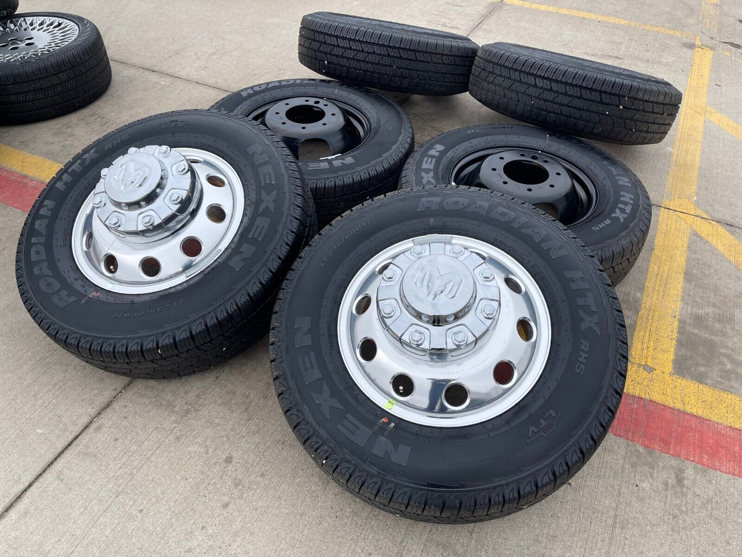 17" Dodge Ram 3500 Dually Laramie 8x200 wheels rims 2701 2702 OEM 2024 2025 NEW