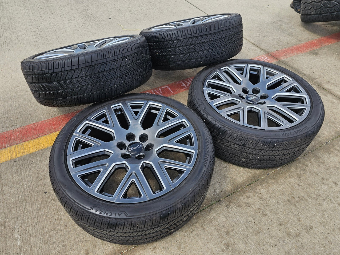 24" GMC Yukon Sierra DENALI OEM wheels rims tires 2022 2023 2024 2025 2026 NEW