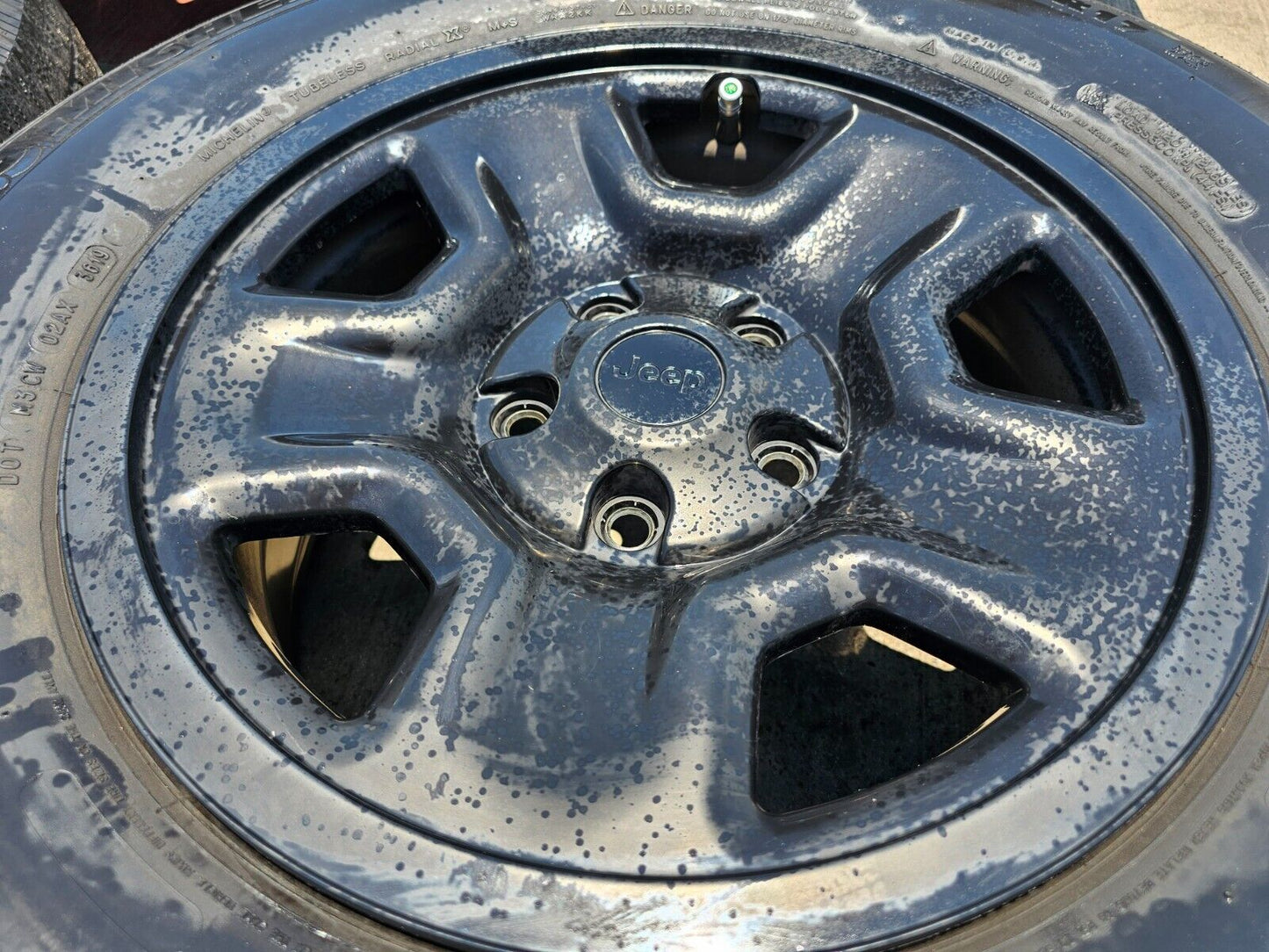 17" Jeep Wrangler Rubicon Sahara OEM wheels rims 9240 9220 black 2021 2022 2023