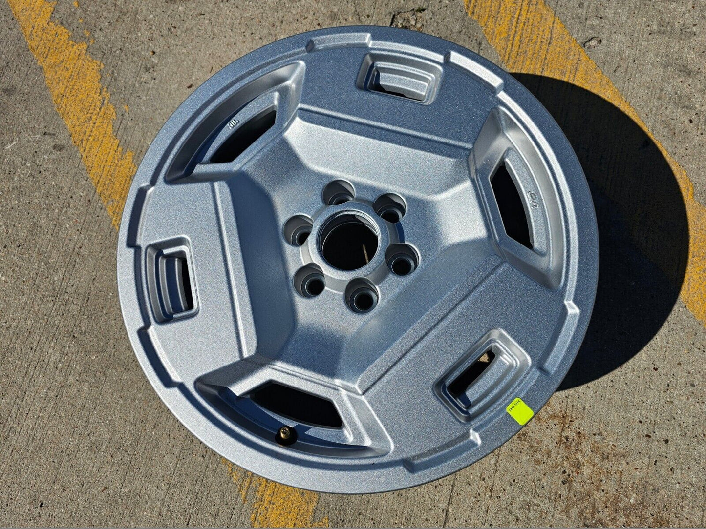 17" Nissan Frontier OEM Retro Hardbody Edition 62783 wheels rims 2024 2025 NEW