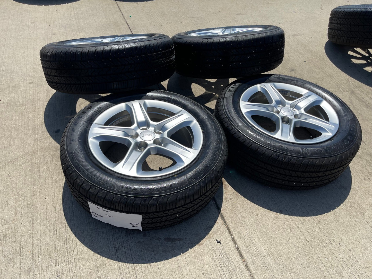 17" Jeep Cherokee Compass wheels rims OEM Renegade tires