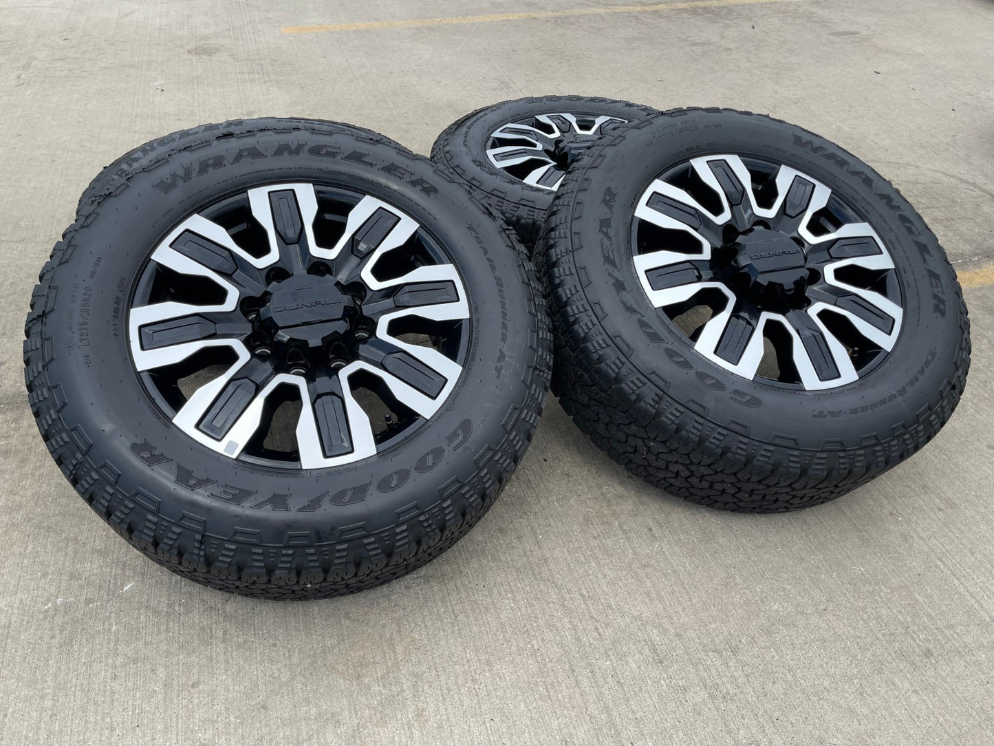 20" GMC Sierra DENALI ULTIMATE 2500 3500 OEM wheels rims 5958 Chevy Silverado