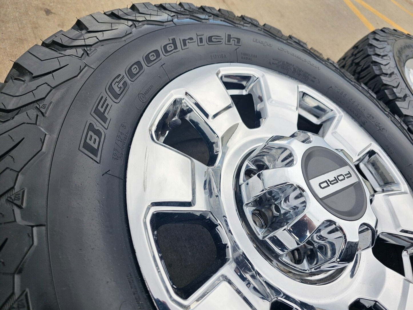 20" Ford F-250 F-350 OEM chrome Lariat 10295 wheels rims 2024 2025 NEW BFG KO3