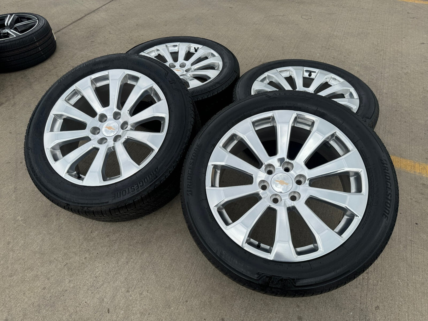 22" Chevy Silverado High Country OEM 5922 wheels rims Tahoe 2023 2024 2025 NEW