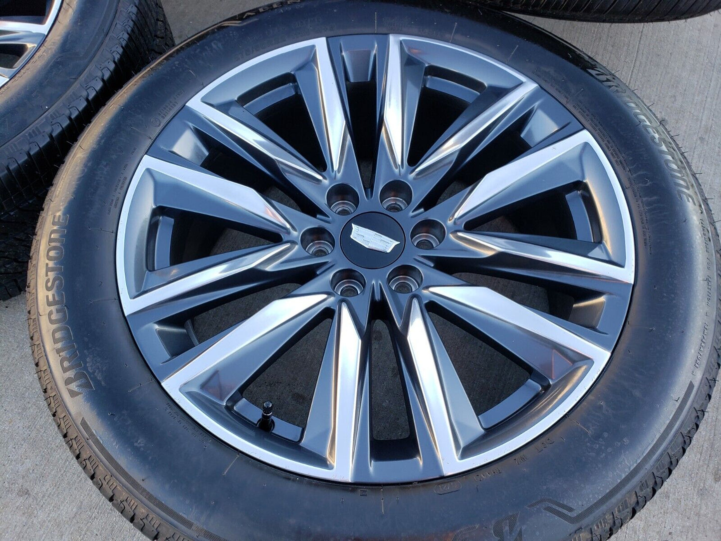 22" Cadillac Escalade OEM Platinum wheels rims 4869 95028 tires 2022 2023 2024