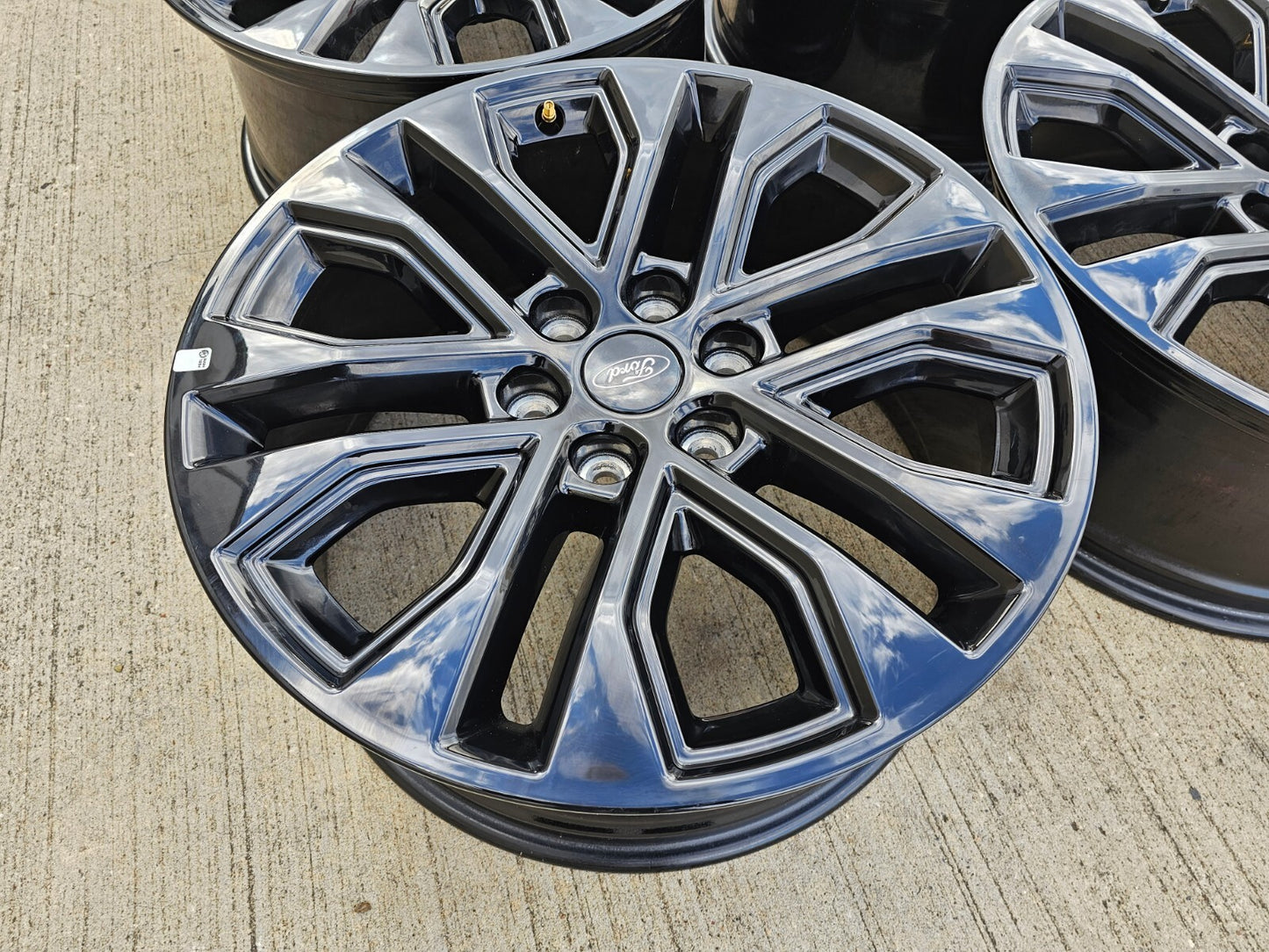 20" Ford F-150 LARIAT Limited OEM rims wheels Expedition 2023 2024 2025 2026 NEW