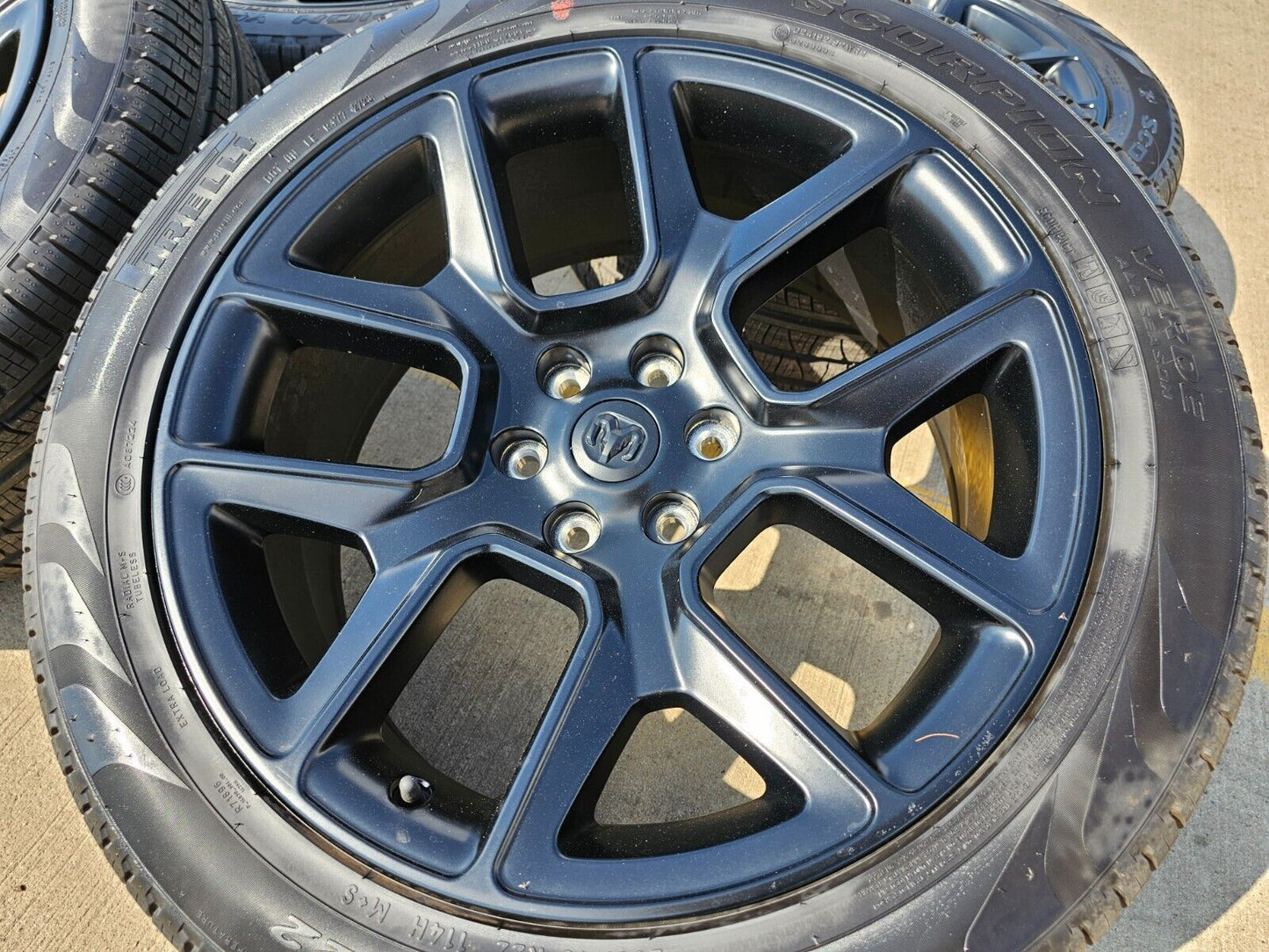 22" Dodge Ram 1500 OEM LIMITED Laramie wheels rims black 2725 2684 2024 2025 NEW