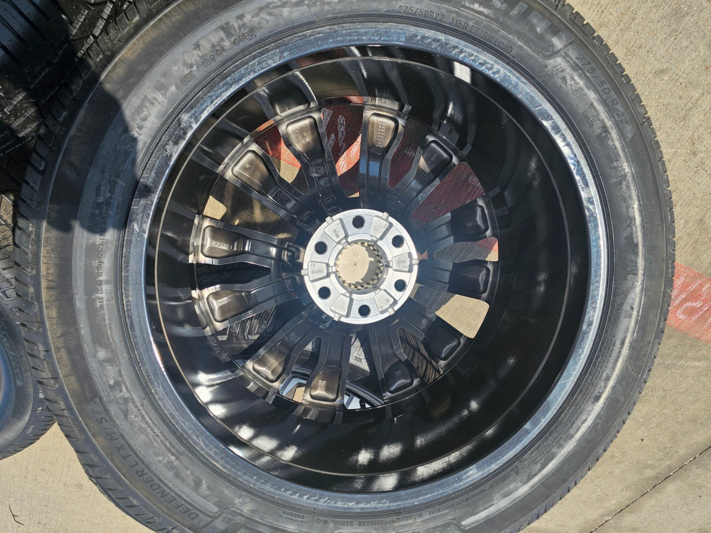 22" Chevy Tahoe Silverado Suburban OEM wheels rims 2025 2026 NEW MICHELIN