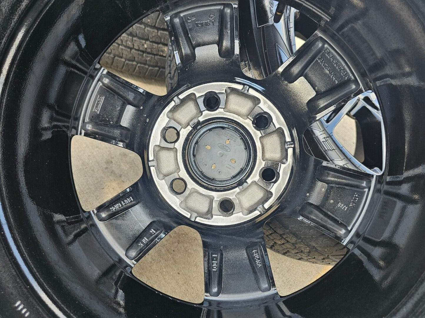 18" Ford F-150 Expedition OEM Black rims wheels 3998 tires