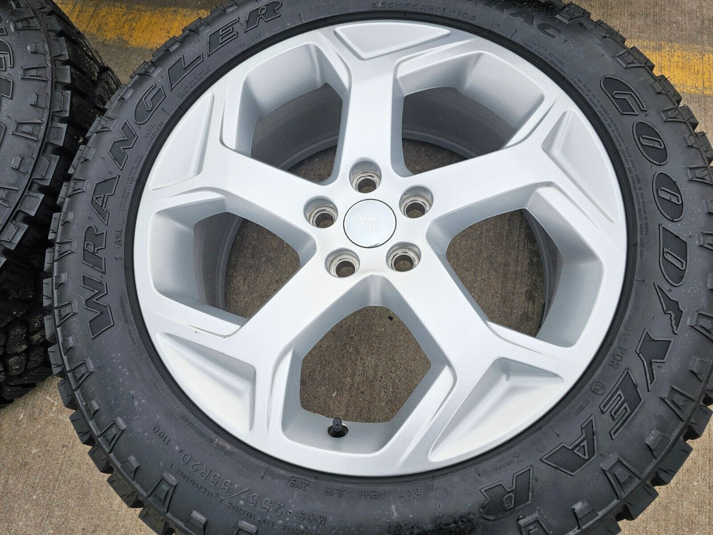 20" Range Land Rover OEM 72310 wheels rims A/T tires DURATRAC