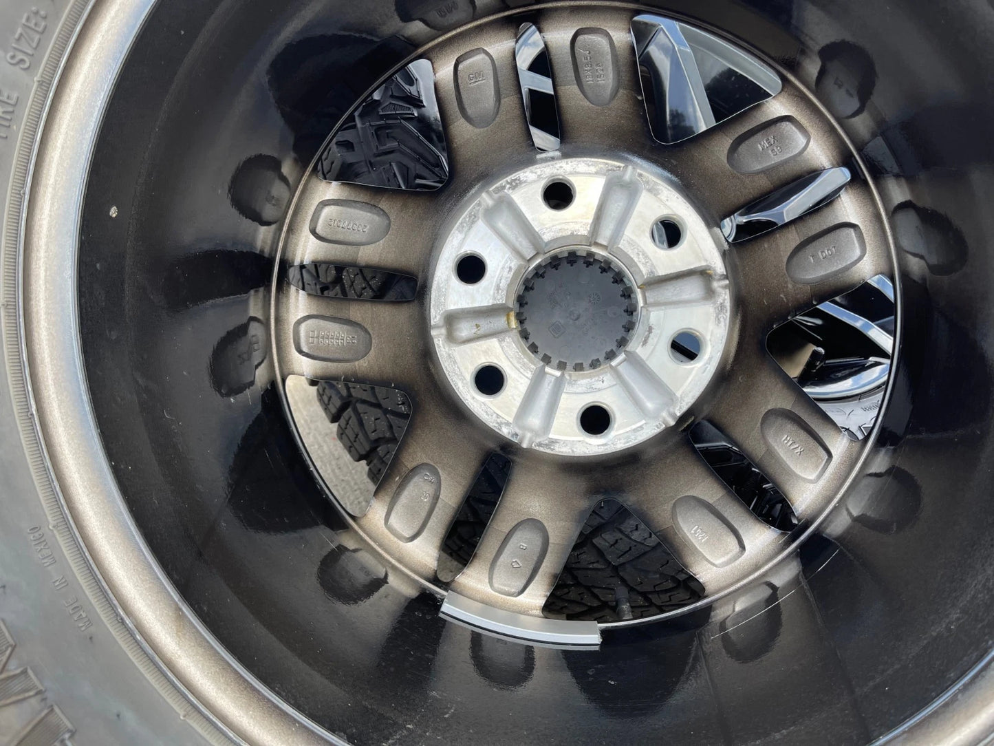18" Chevy Silverado Tahoe Z71 ZR2 OEM 5911 wheels rims 2023 2024 2025 2026