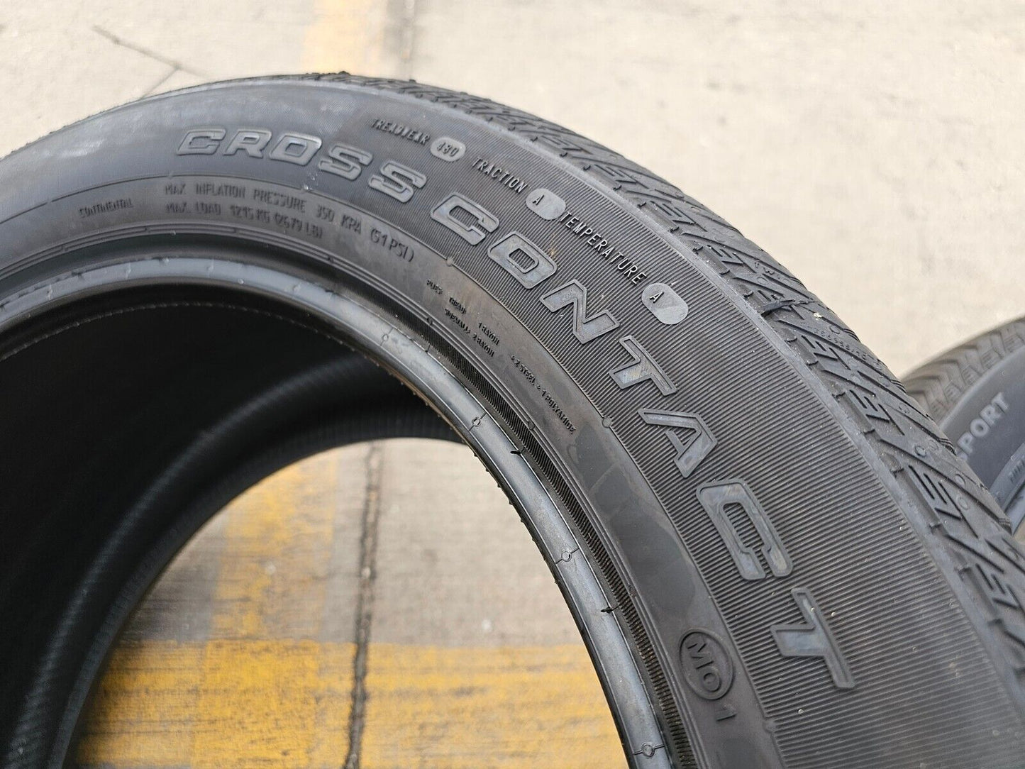 (1) 315/40/21 Continental Cross Contact LX Sport tire