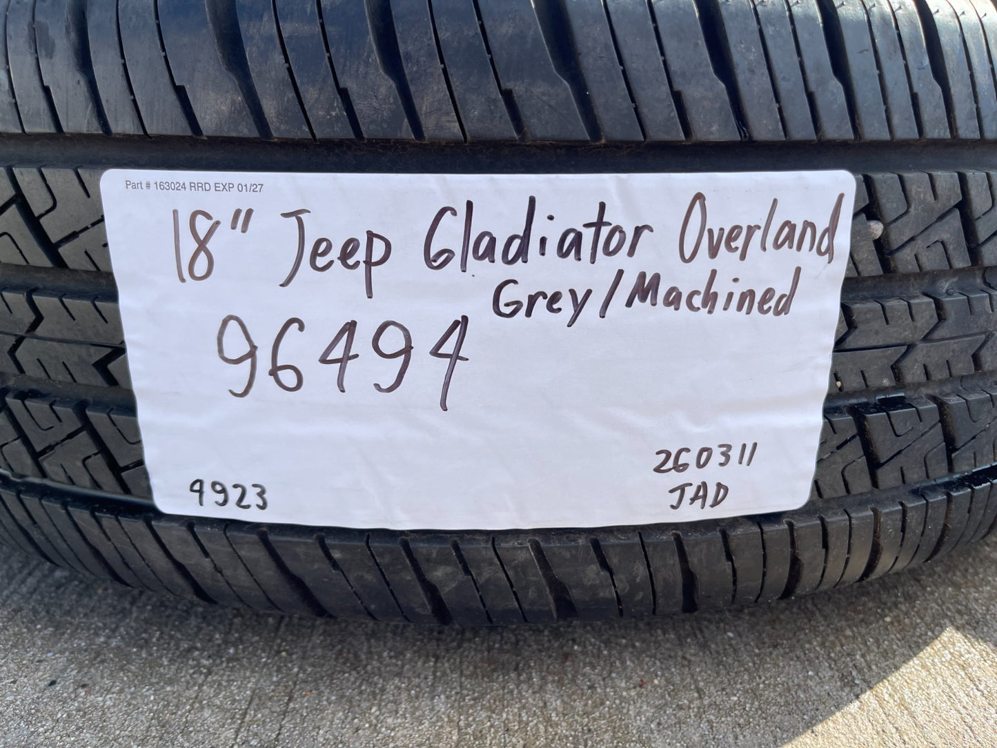 18" Jeep Gladiator Overland OEM wheels rims Wrangler 9241 96494 tires