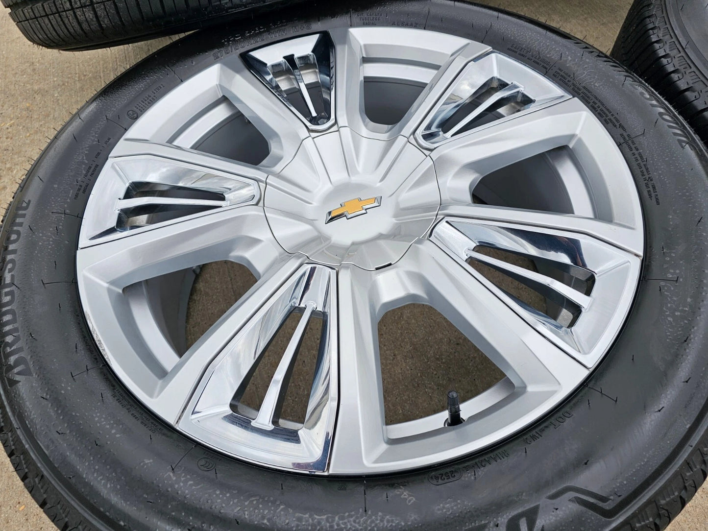 22" Chevy Tahoe RST OEM wheels rims 96951 Silverado Suburban 2023 2024 2025 NEW