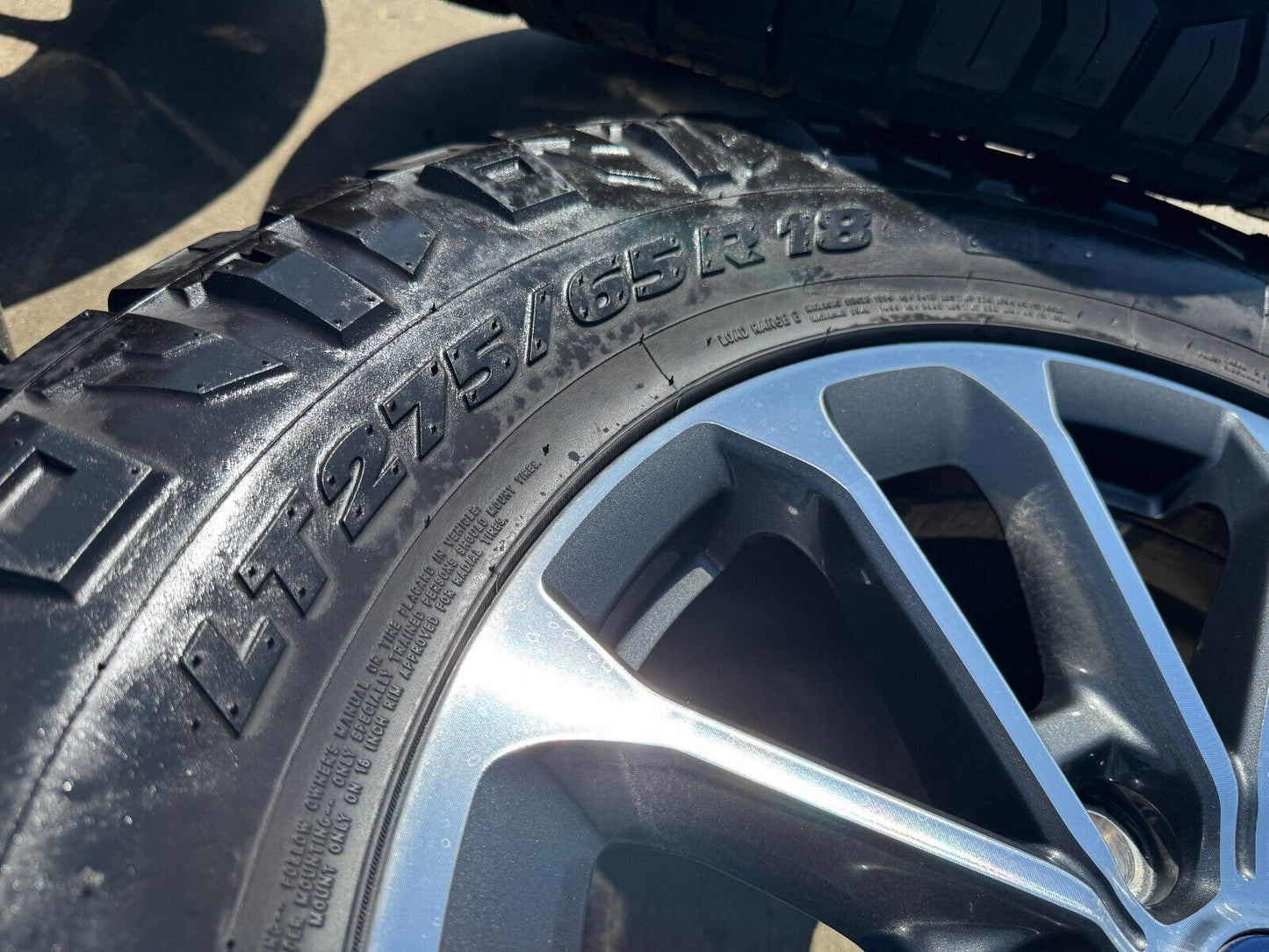 18" Ford F-150 OEM rims wheel 10169 tires Expedition NITTO