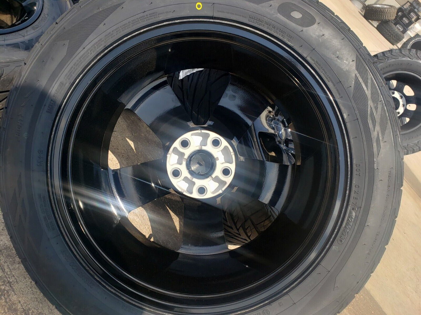20" Jeep Grand Cherokee SRT Trackhawk OEM 9139 wheels rims tires NEW