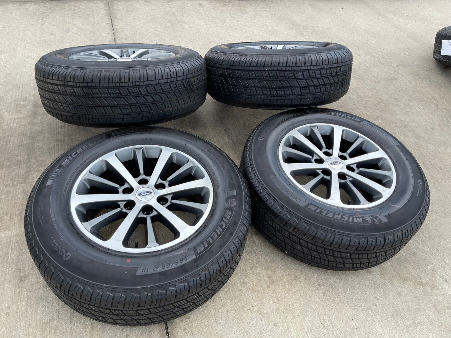 18" Ford F-150 Expedition 10142 OEM rims wheels tires MICHELIN NEW