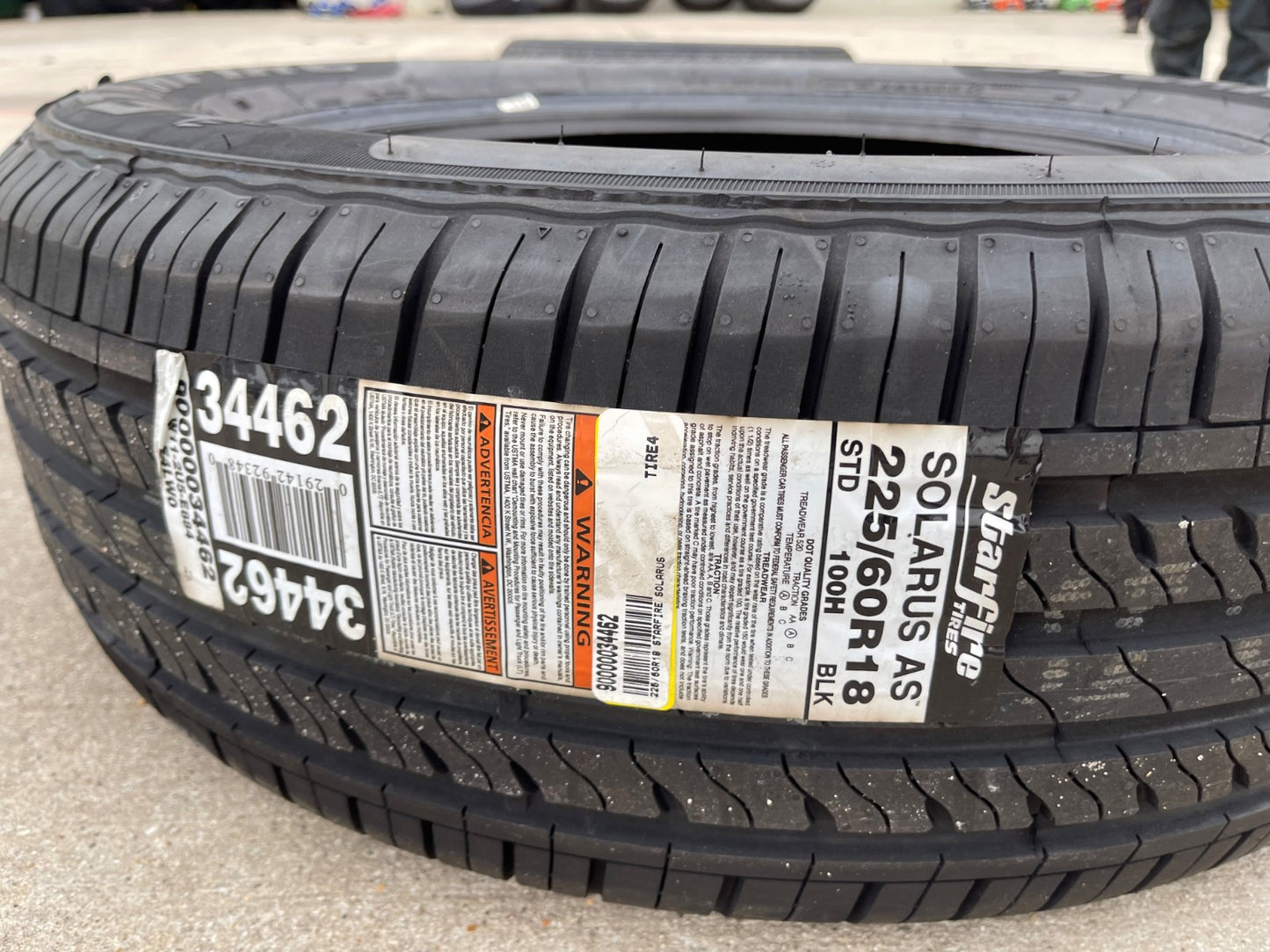 (1) 225/60/18 Starfire Solarus A/S tire 225/60r18 100H M+S NEW