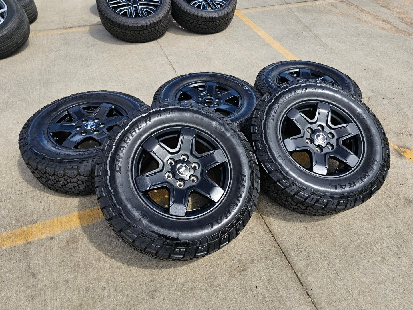 17" Ford Bronco wheels rims 95292 10383 SASQUATCH Ranger 2023 2024 2025 NEW