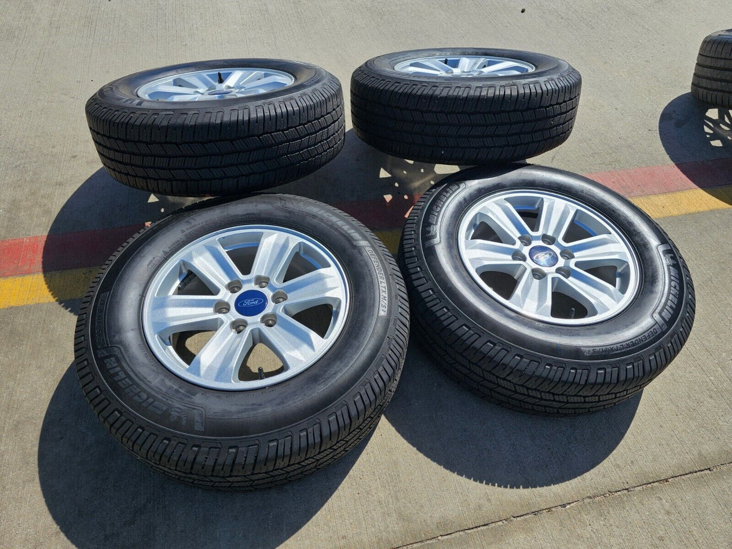 17" Ford F-150 Expedition OEM 3995 rims wheels tires MICHELIN
