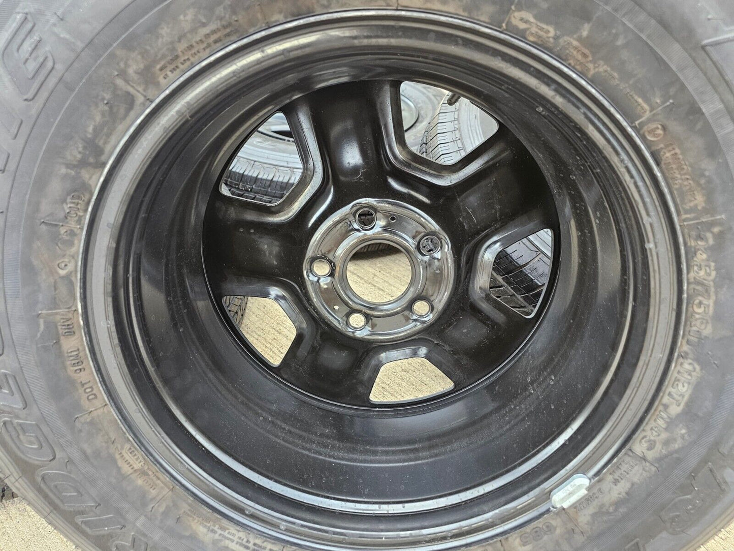 17" Jeep Wrangler Rubicon Sahara OEM wheels rims 9240 9220 black 2022 2023 2024
