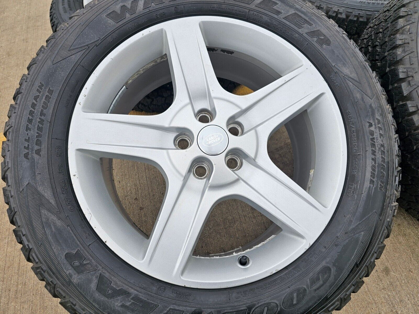 20" Land Rover Defender OEM wheels rims 72352 96980 Range 2023 2024 2025