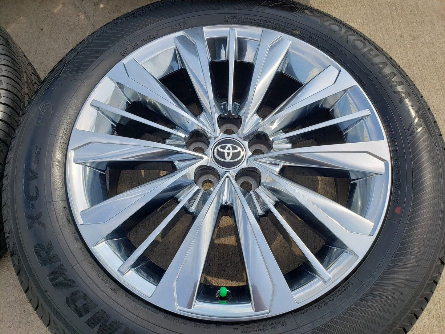 20" Toyota Grand Highlander OEM wheels rims tires Lexus TX350 NEW 2024 2025