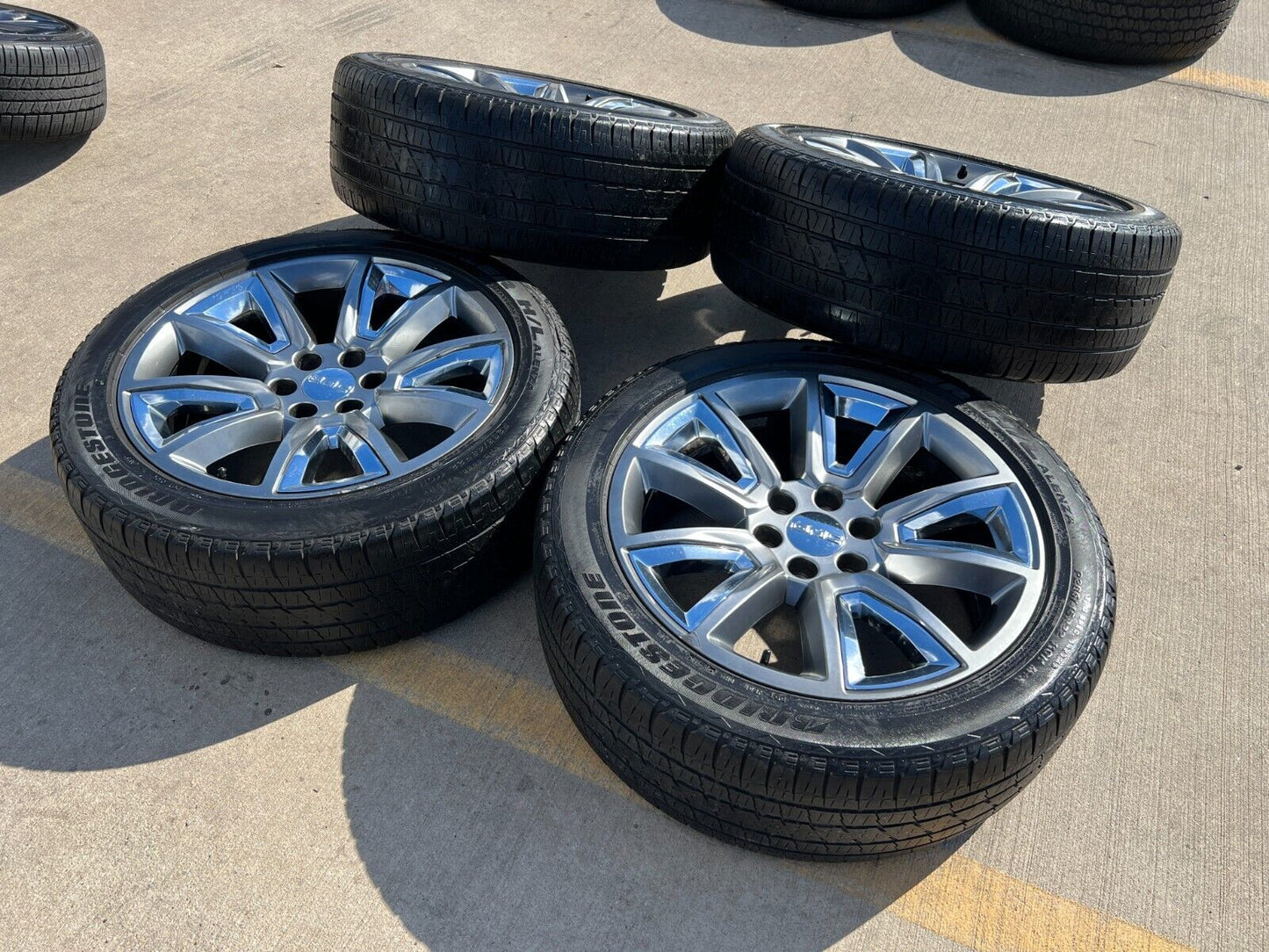 22" Chevy Tahoe Silverado Suburban chrome 5696 OEM wheels rims 2017 2018 2019
