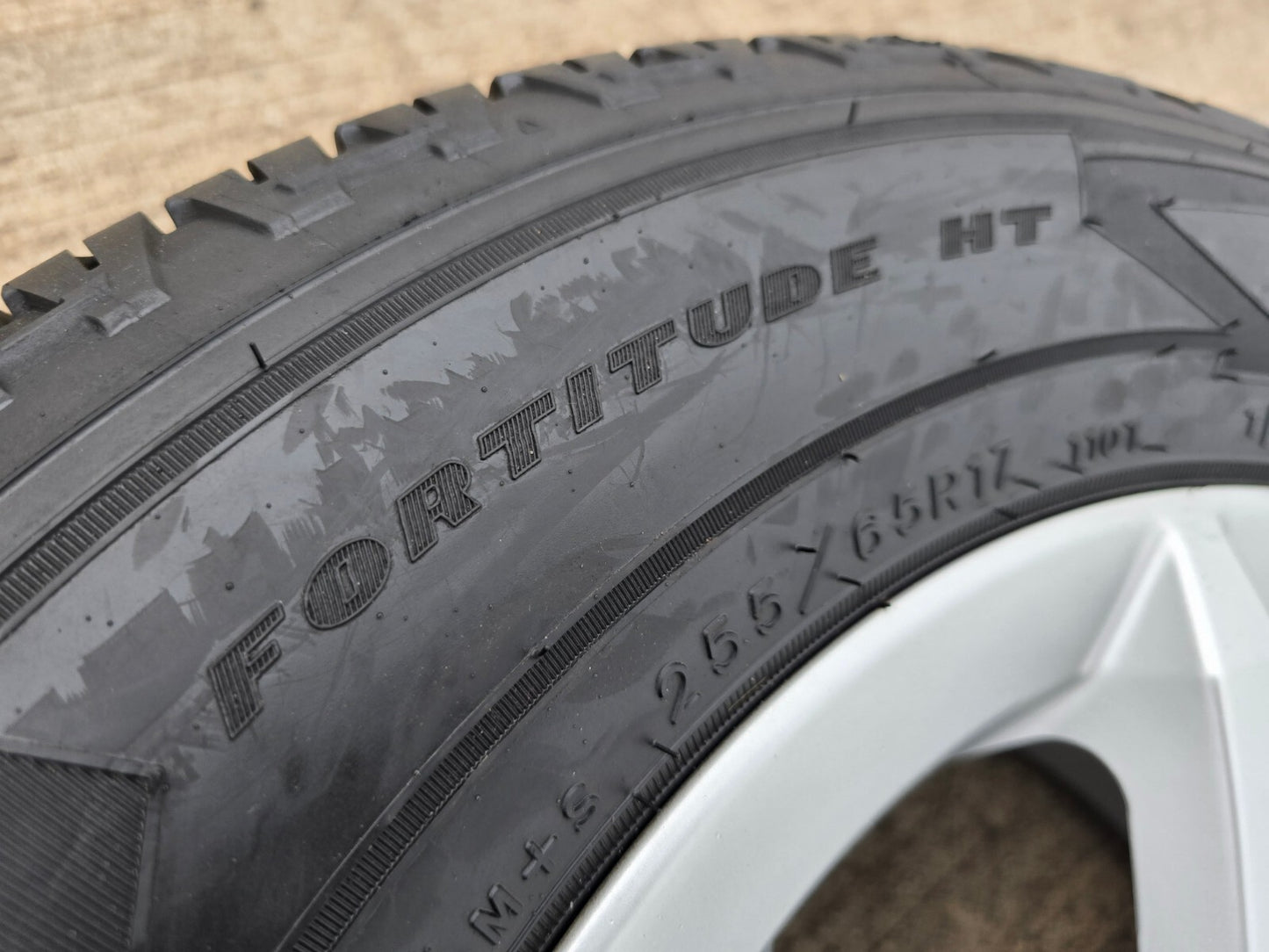 17" Chevy Colorado GMC Canyon OEM 5672 wheel rim tire 2019 2020 2021 2022 NEW