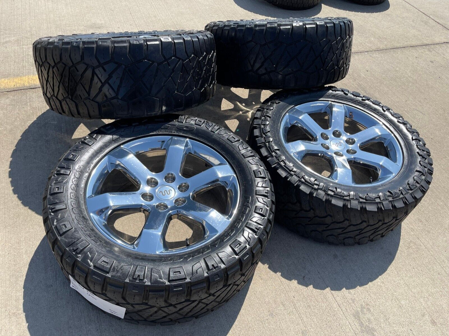 20" Ford F-150 OEM rims wheels CHROME 10347 Expedition tires 33"