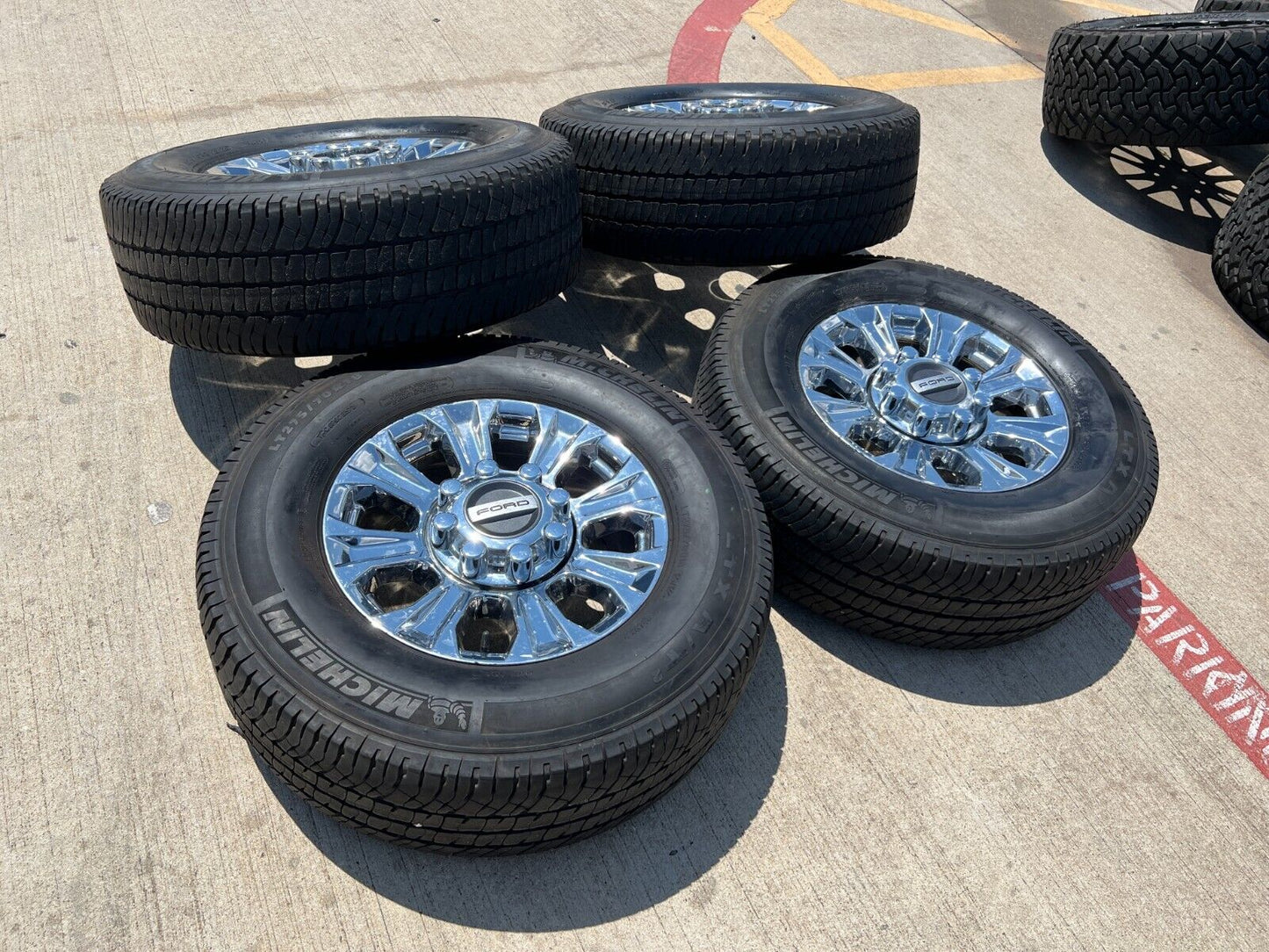 18" Ford F-250 F-350 OEM rims wheels 10097 tires CHROME