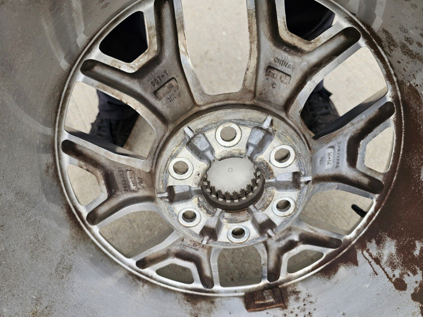 20" GMC 1500 Yukon Sierra Chevy Tahoe Silverado OEM wheel rim 5698