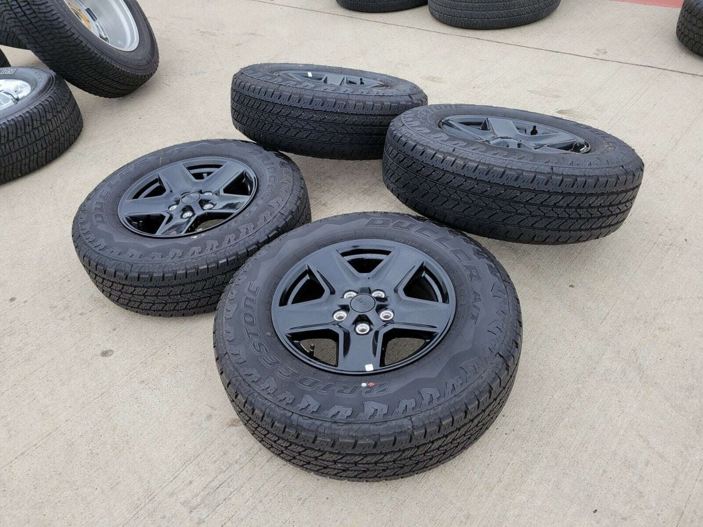 17" Jeep Gladiator BLACK OEM wheels rims 9235 tires Wrangler 2022 2023 2024 NEW