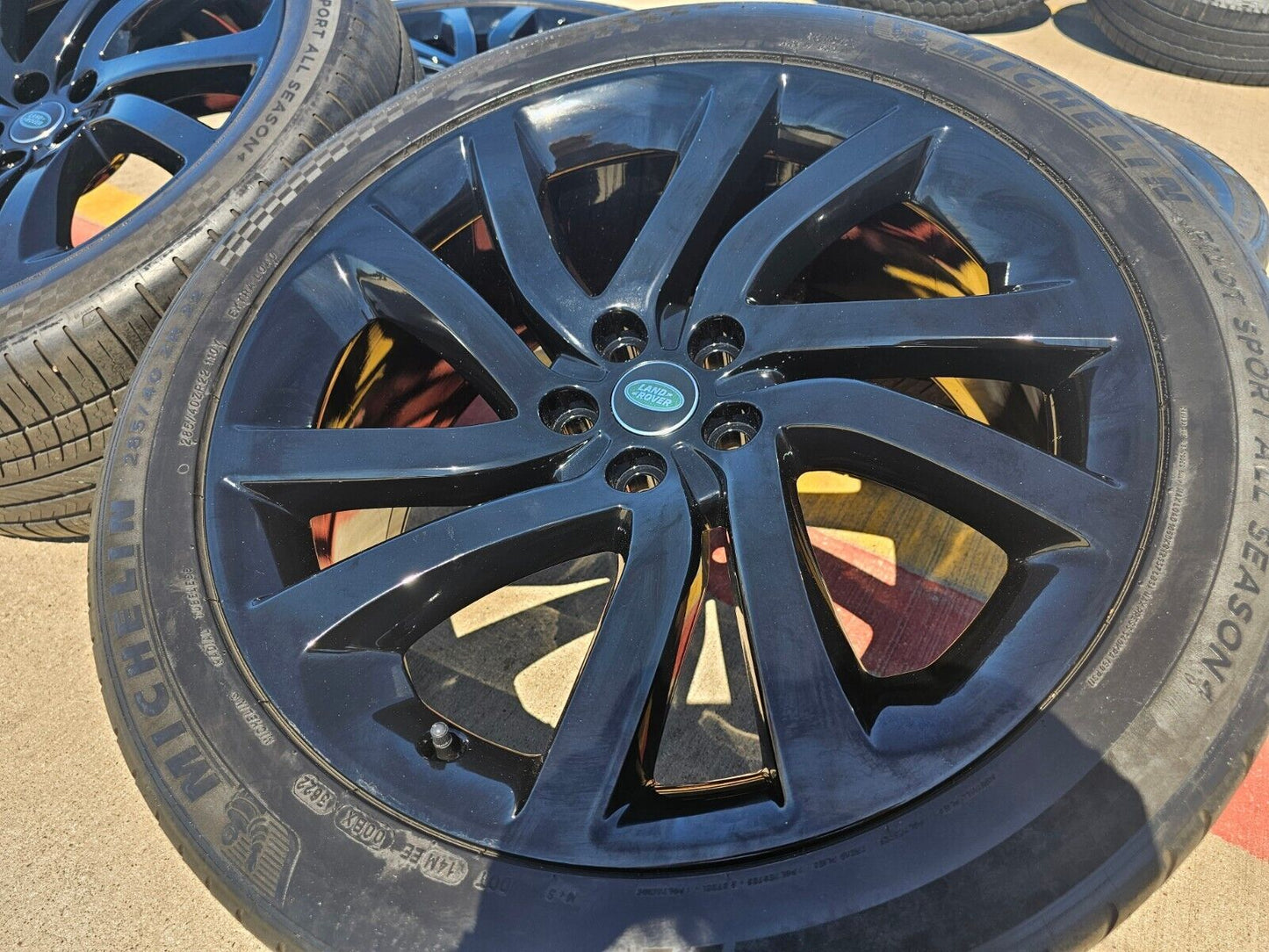 22" Land Rover Discovery Range AUTOBIOGRAPHY OEM 72294 wheels rims tires