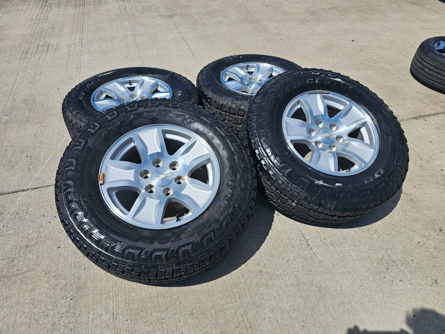 17" Chevy Silverado 1500 Tahoe Sierra OEM 5657 wheels rims 2015 2016 2017 2018