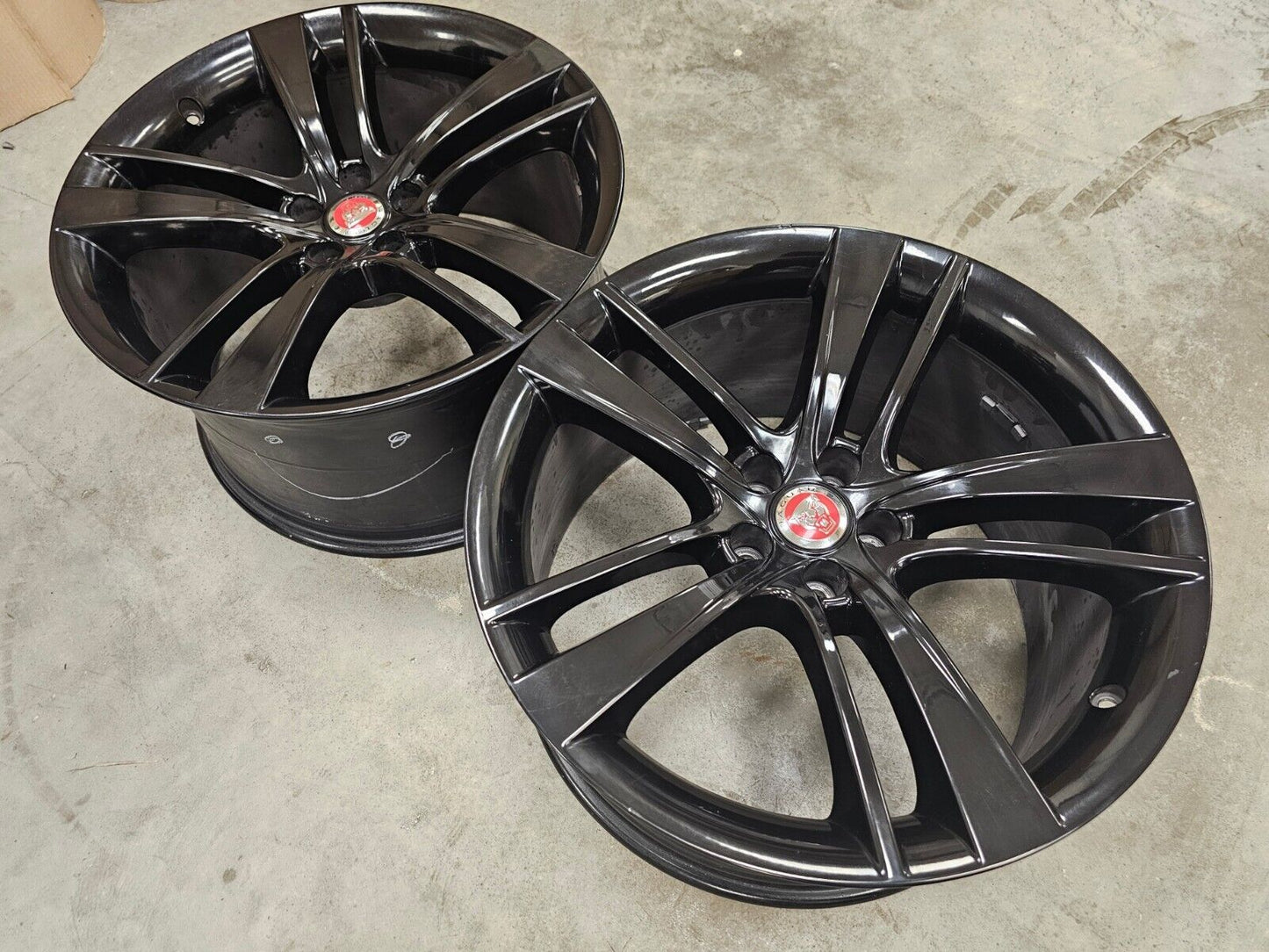 20x10.5 Jaguar F-Type Cyclone OEM wheel rim 59920 spare 2014 2015 2016 2017 2018