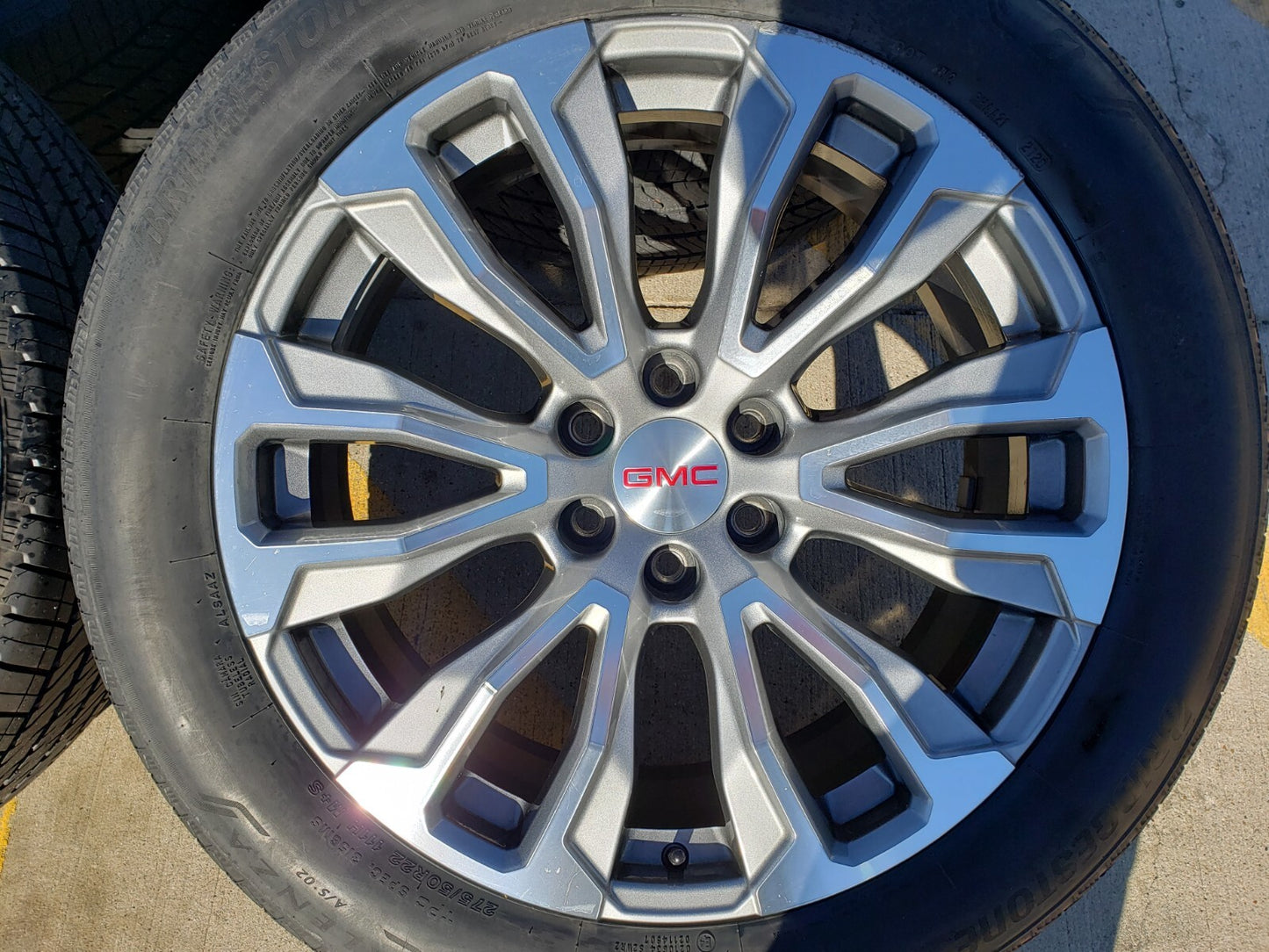 22" GMC Yukon Sierra DENALI OEM wheels rims 14025 97000 tires
