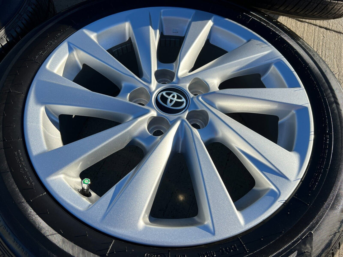 17" Toyota Camry Avalon OEM wheels rims 69137 96992 CHR 2022 2023 2024 2025 NEW