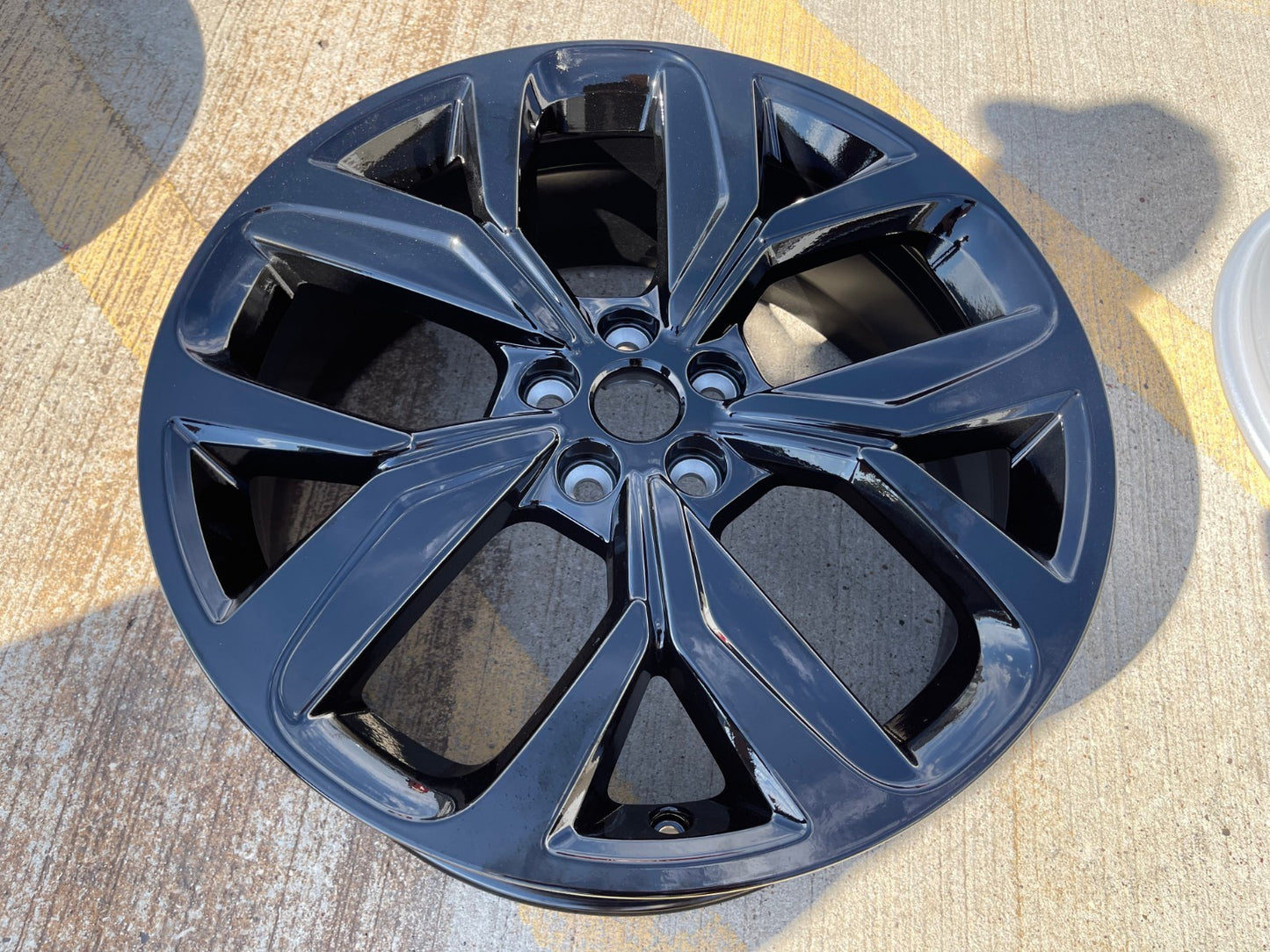 20" 20x8 Jaguar I Pace XF F-Type OEM 5068 wheel rim NEW