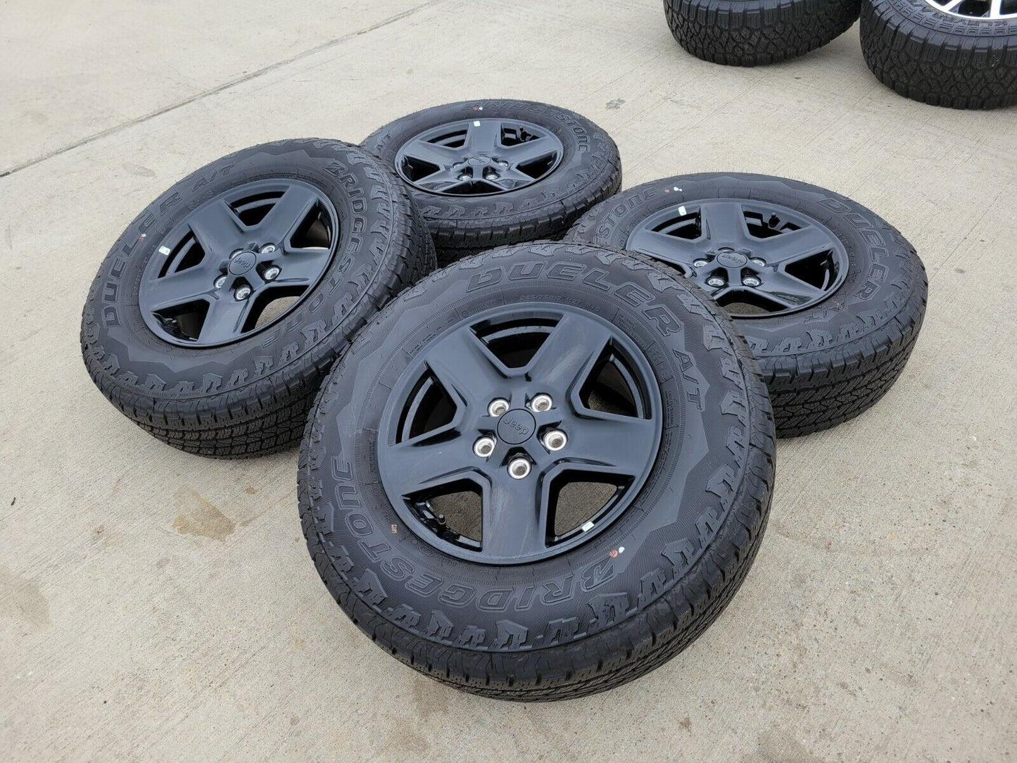 17" Jeep Gladiator BLACK OEM wheels rims 9235 tires Wrangler 2022 2023 2024 NEW