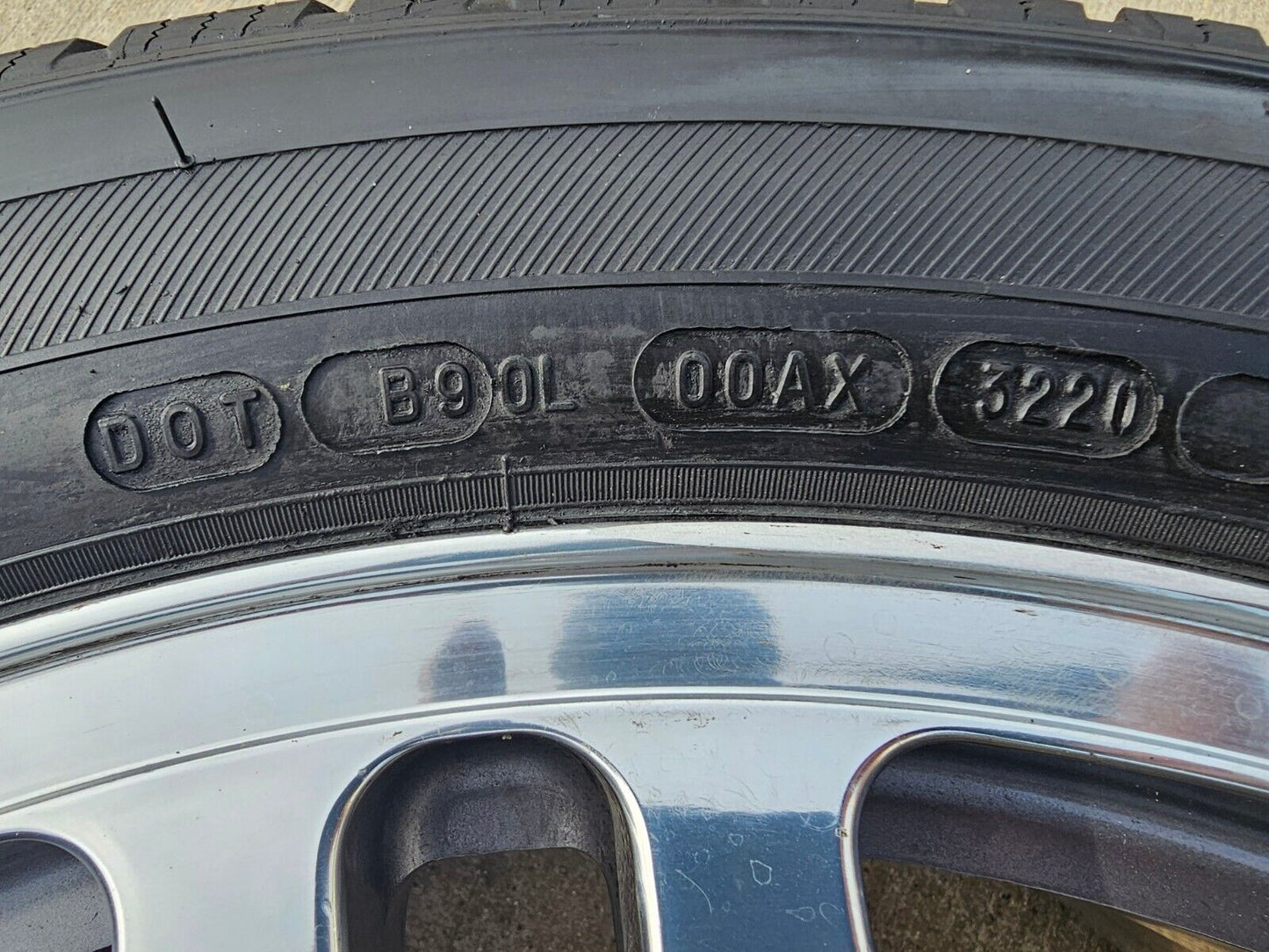 22" Toyota Tundra Sequoia Lexus LX570 F Sport OEM wheels rims 69586 74250