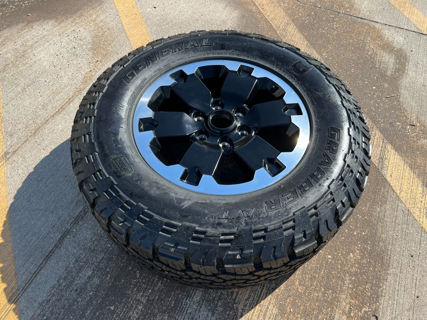 (1) 18" Ford Bronco BADLANDS OEM black wheel rim 10282 Ranger Spare tire
