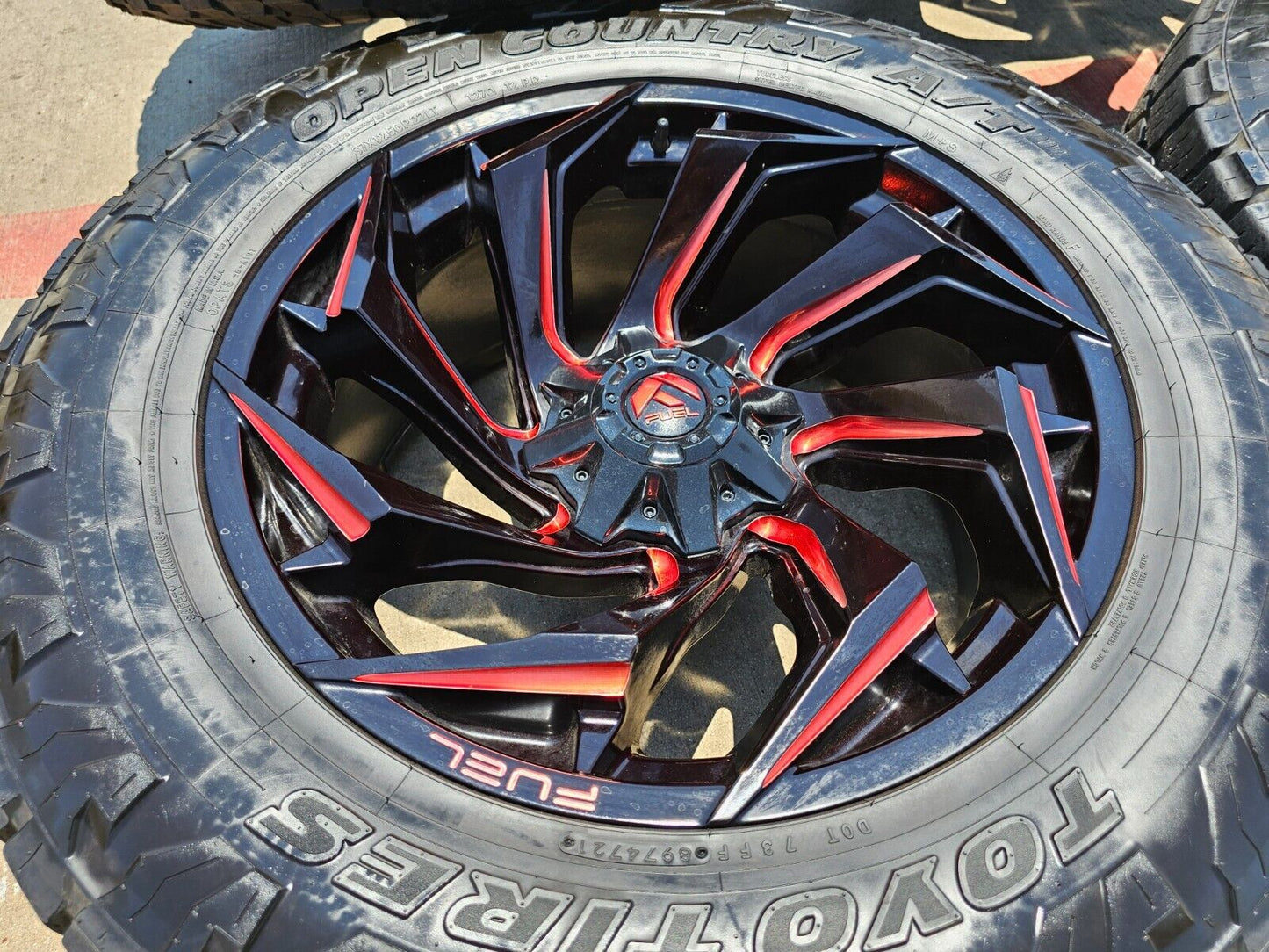 22x10 FUEL D775 Reaction Chevy Dodge Ram 2500 3500 wheels rims 37" 8x165 8x6.5