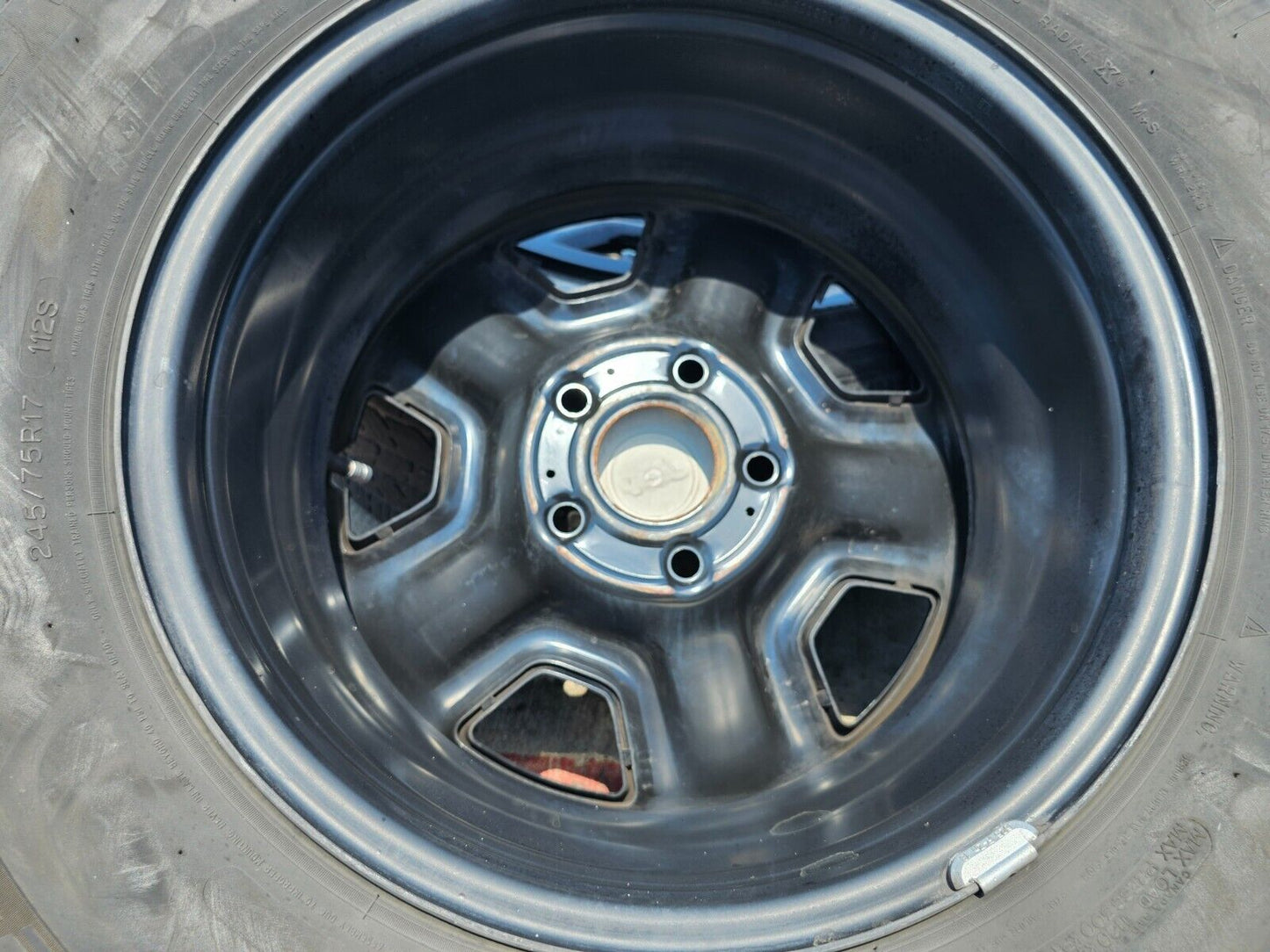 17" Jeep Wrangler Rubicon Sahara OEM wheels rims 9240 9220 black 2021 2022 2023