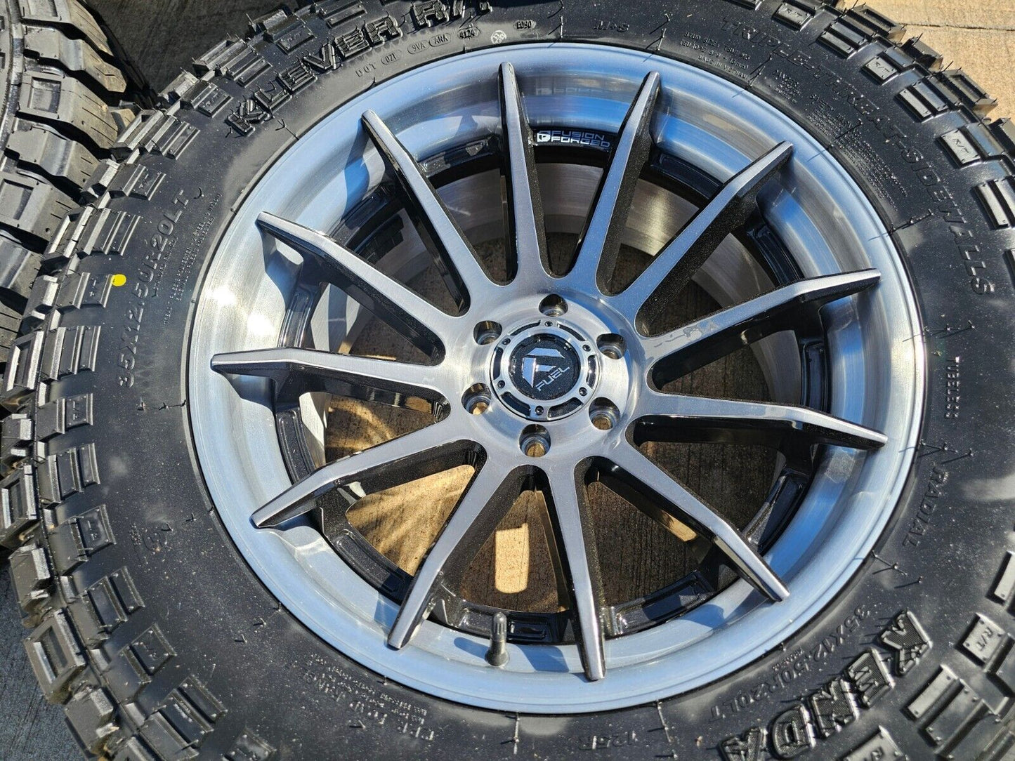 20x10 20" FUEL BURN FC403 Ford Expedition F-150 6x135 wheels rims tires 35" NEW!