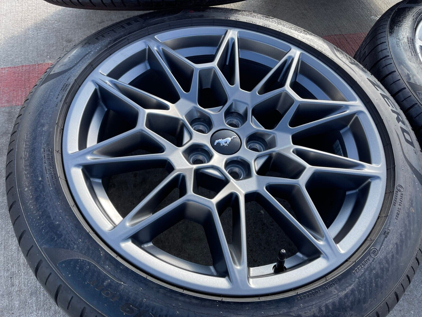 19" Ford Mustang GT Performance Track Pack OEM wheels rims 2024 2025 TPMS NEW