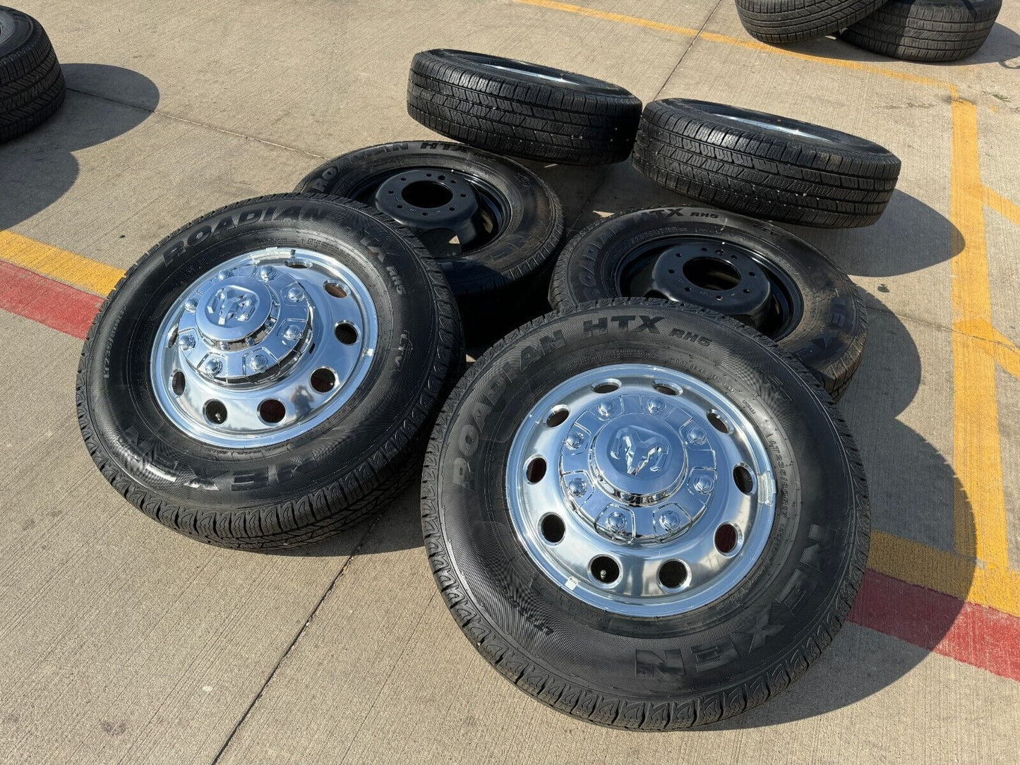 17" Dodge Ram 3500 Dually Laramie 8x200 wheels rims 2701 2702 OEM 2024 2025 NEW