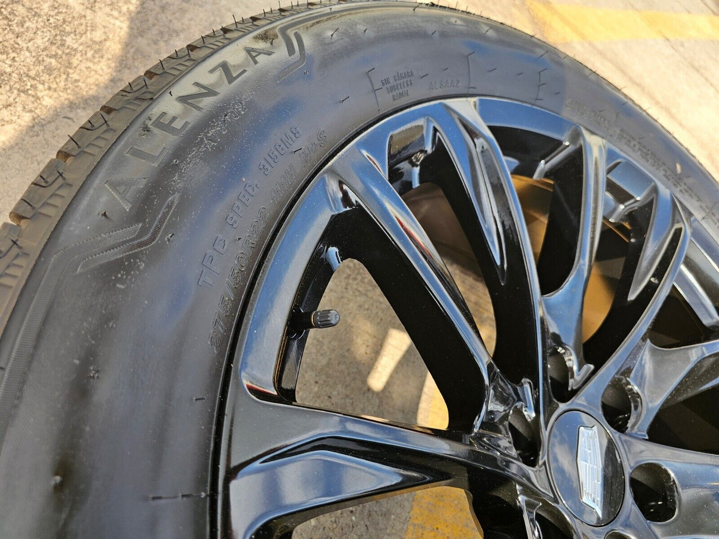 22" Cadillac Escalade Chevy Tahoe OEM Replica 95027 wheels rims 2023 2024 NEW